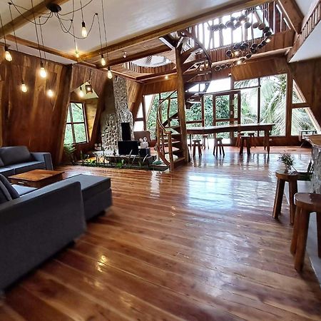 Camiguin Volcano Houses - A-Frame House Mambajao Extérieur photo