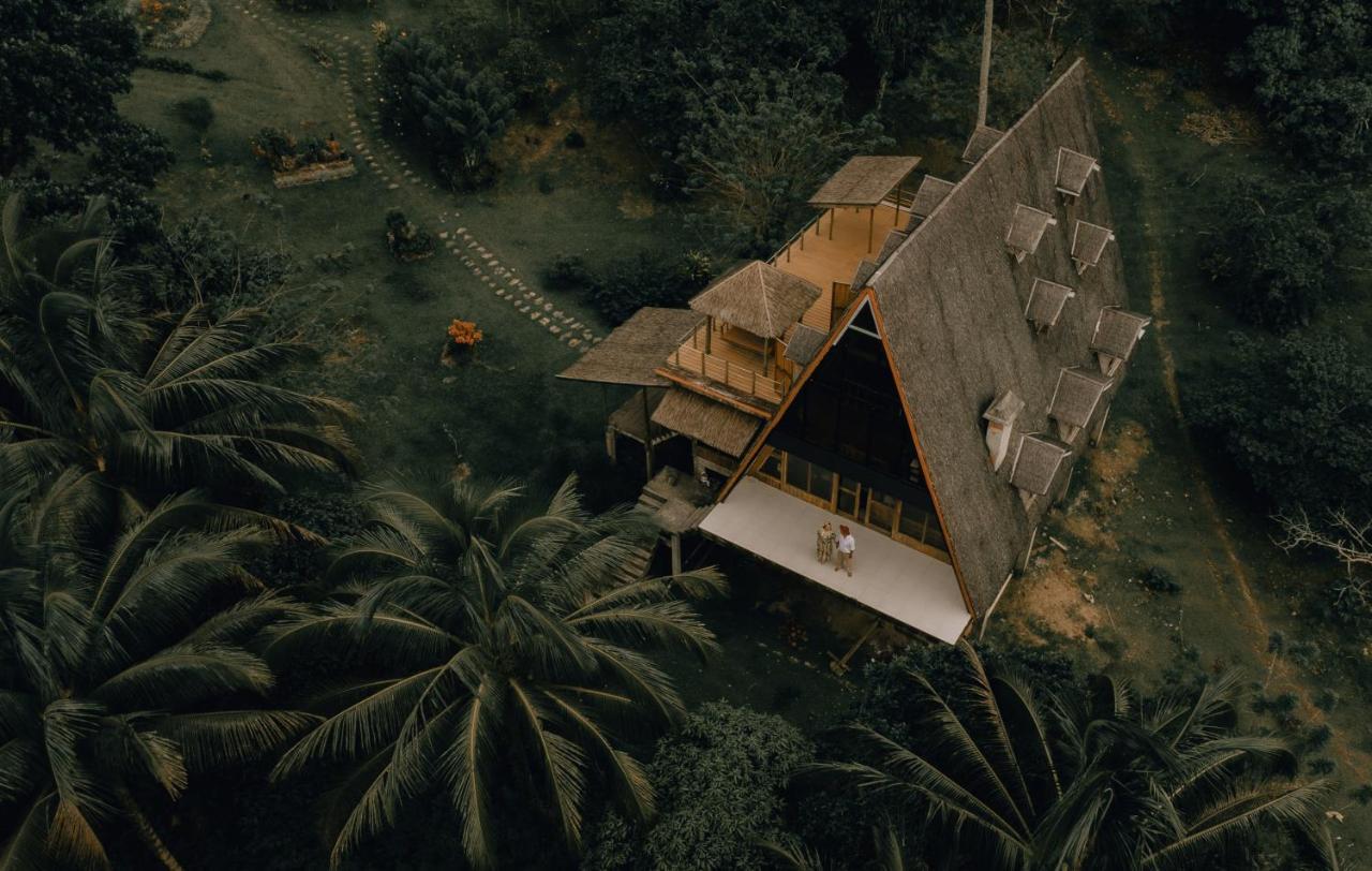 Camiguin Volcano Houses - A-Frame House Mambajao Extérieur photo