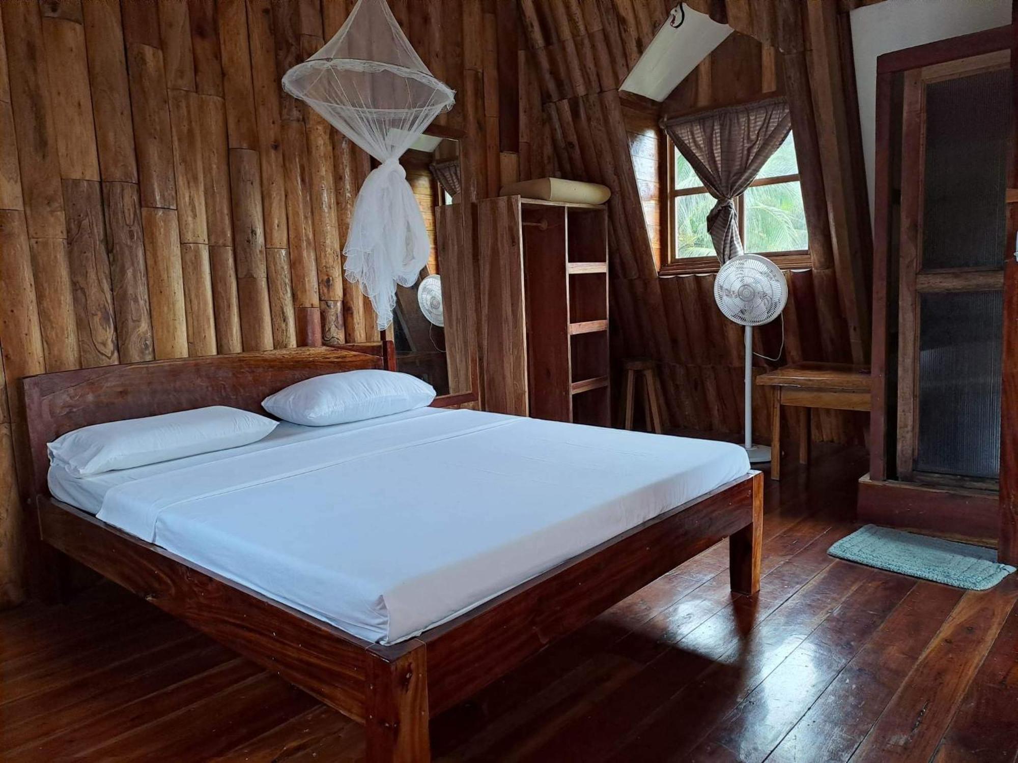 Camiguin Volcano Houses - A-Frame House Mambajao Extérieur photo