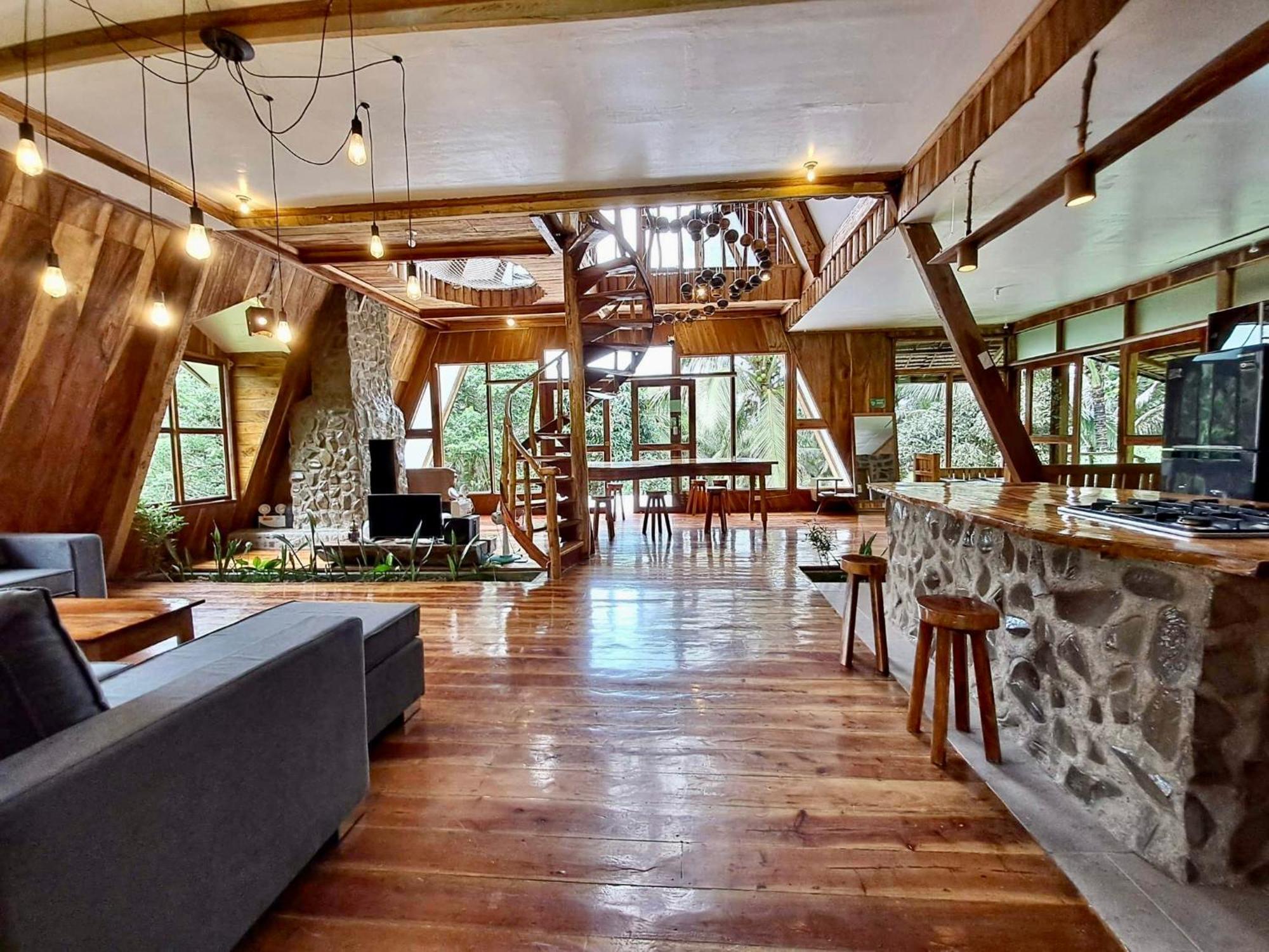 Camiguin Volcano Houses - A-Frame House Mambajao Extérieur photo