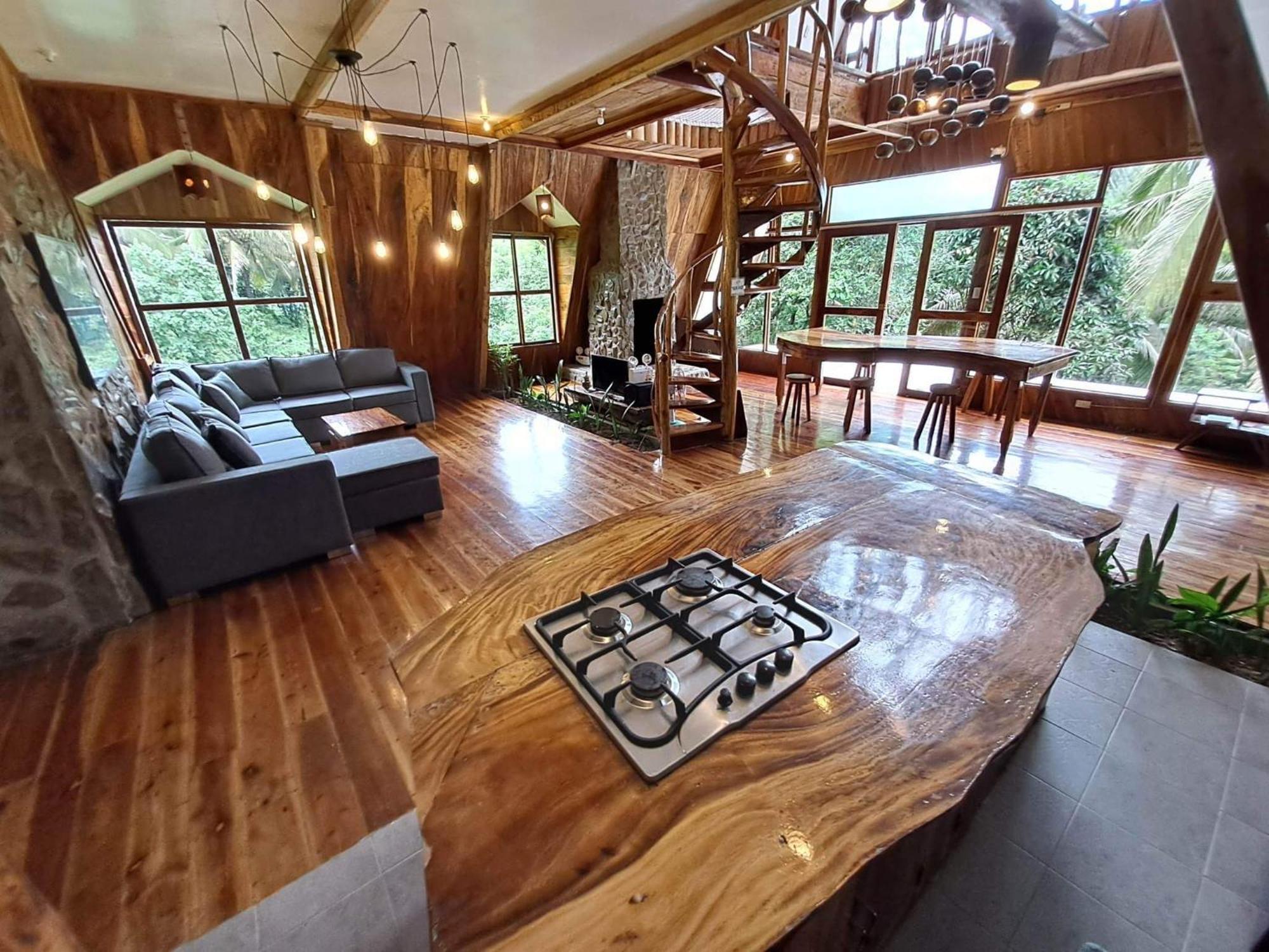 Camiguin Volcano Houses - A-Frame House Mambajao Extérieur photo