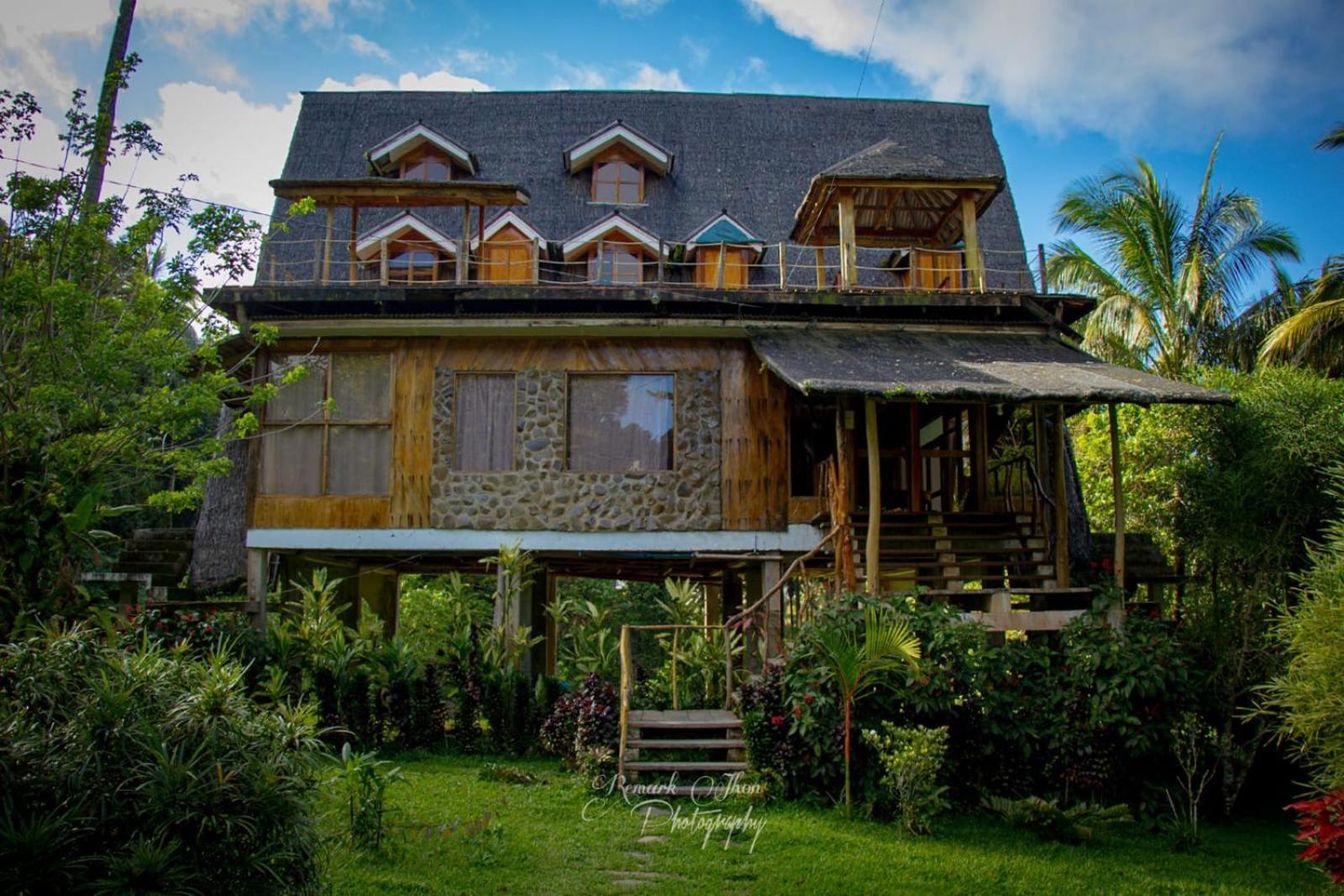 Camiguin Volcano Houses - A-Frame House Mambajao Extérieur photo